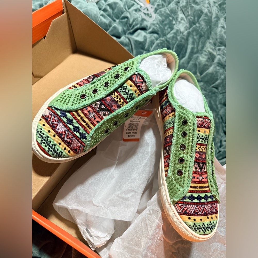 Montana West NWT Slip On Shoes